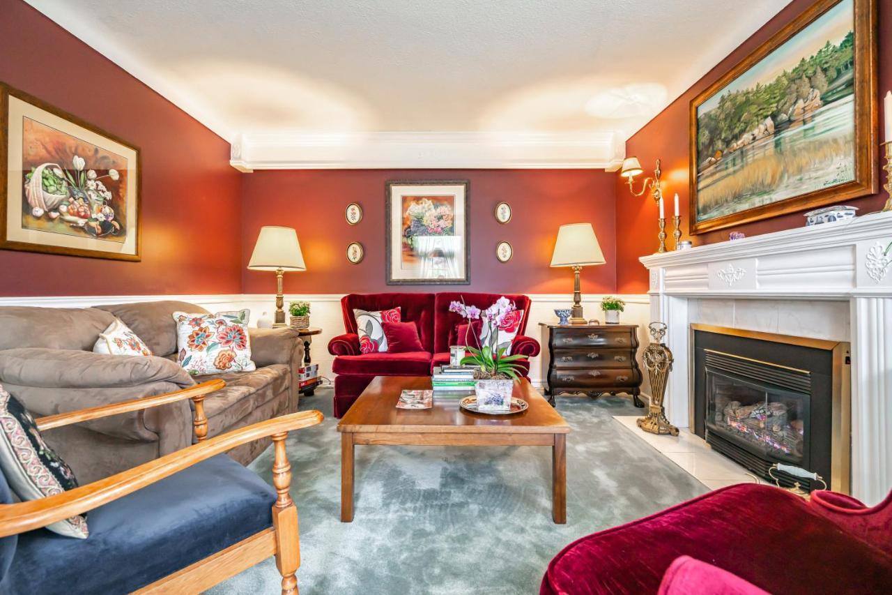 Abacot Hall Bed & Breakfast Niagara-on-the-Lake Bagian luar foto