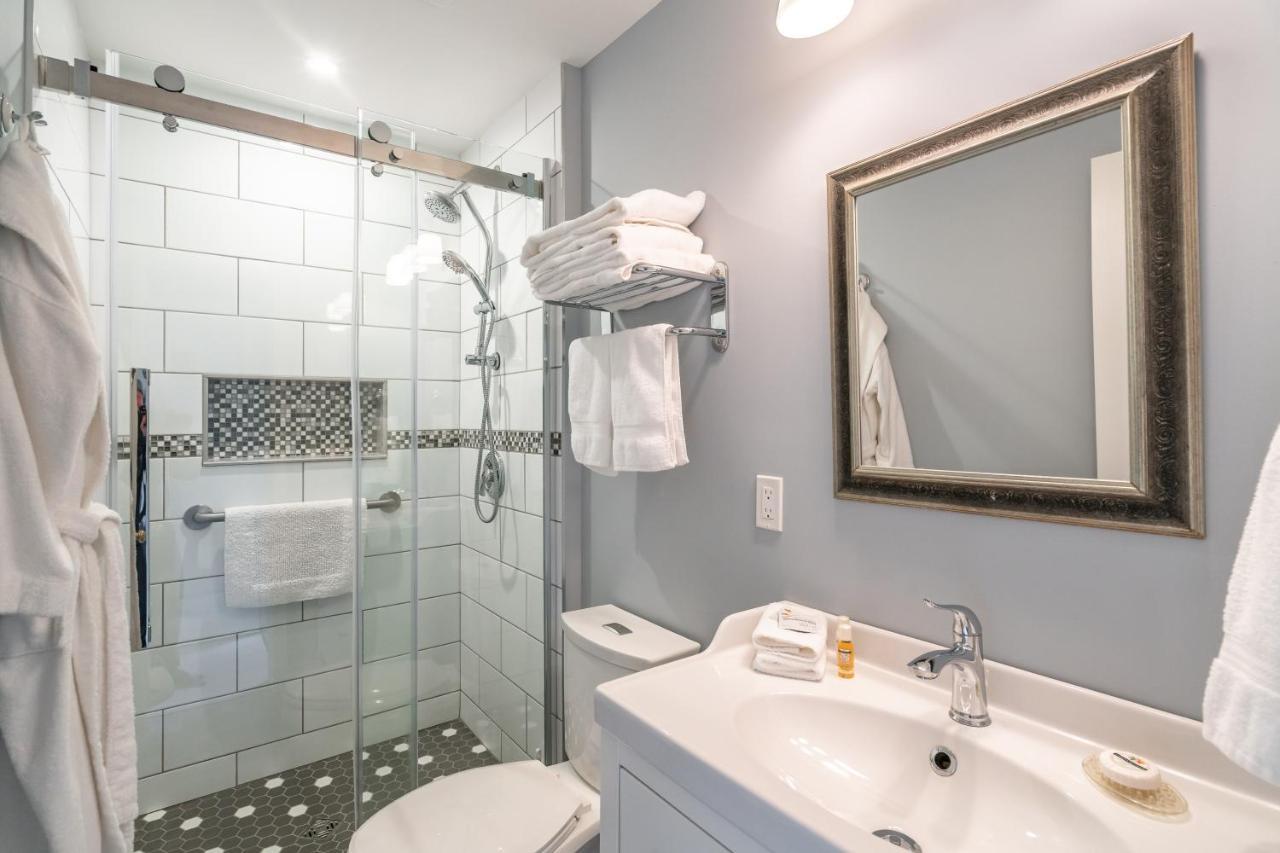 Abacot Hall Bed & Breakfast Niagara-on-the-Lake Bagian luar foto