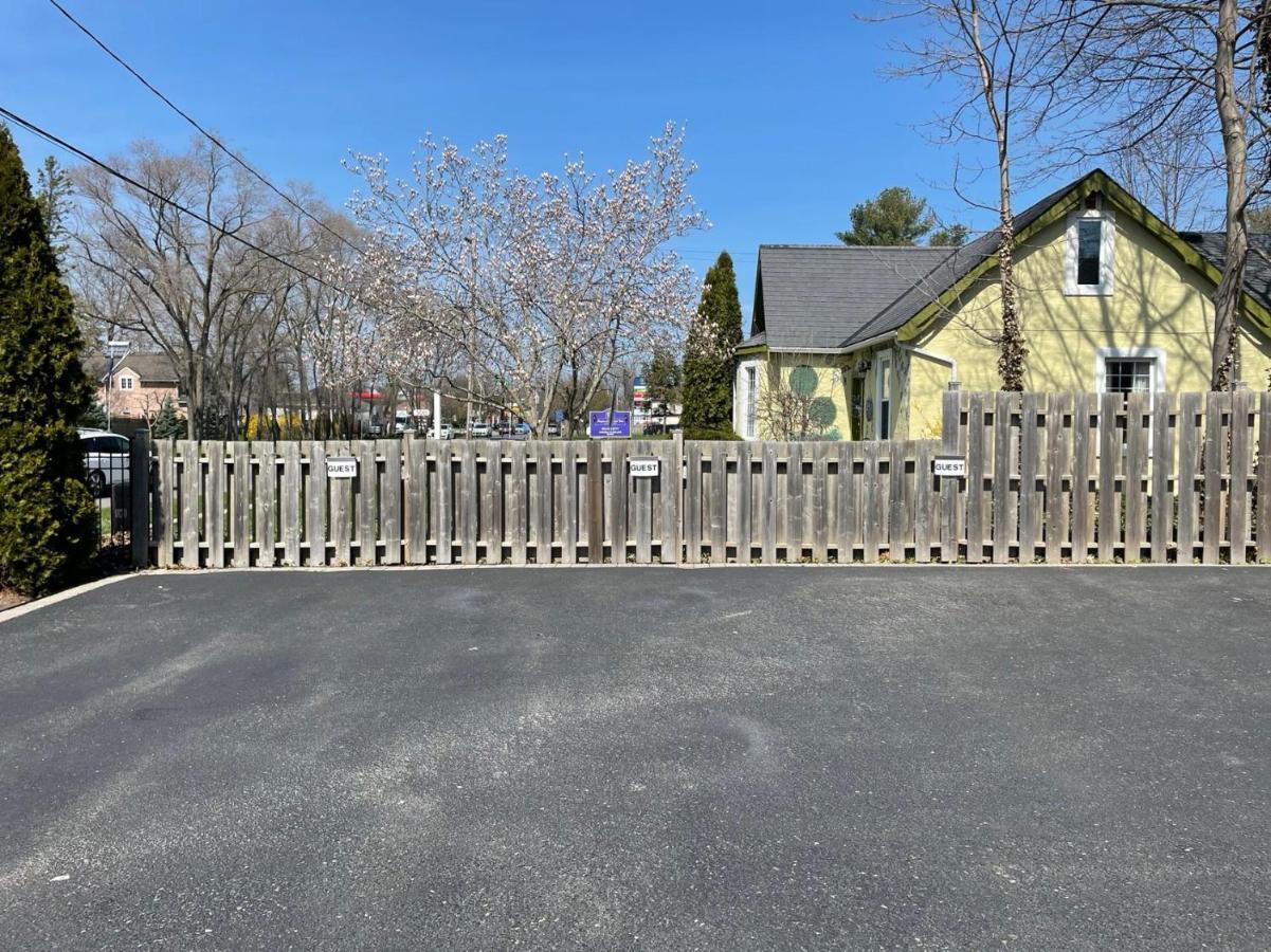 Abacot Hall Bed & Breakfast Niagara-on-the-Lake Bagian luar foto
