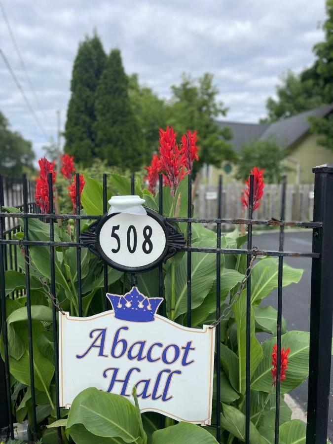 Abacot Hall Bed & Breakfast Niagara-on-the-Lake Bagian luar foto