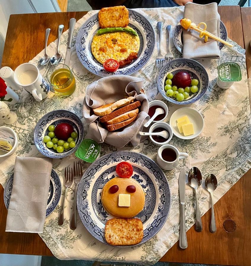 Abacot Hall Bed & Breakfast Niagara-on-the-Lake Bagian luar foto
