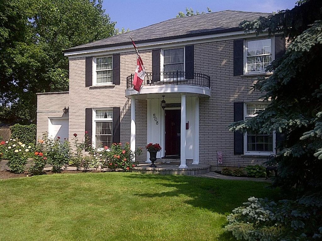 Abacot Hall Bed & Breakfast Niagara-on-the-Lake Bagian luar foto